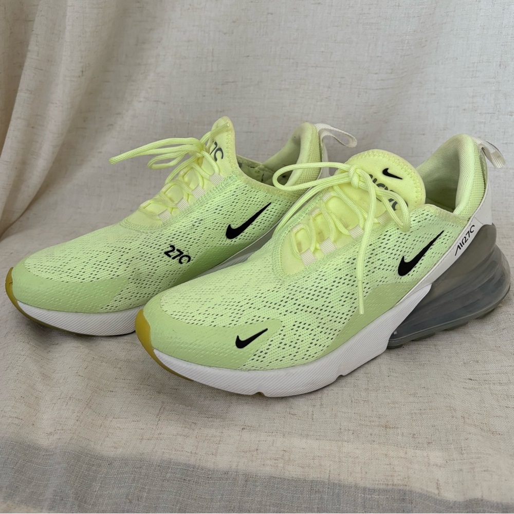 Nike Air Max 270 Sneakers